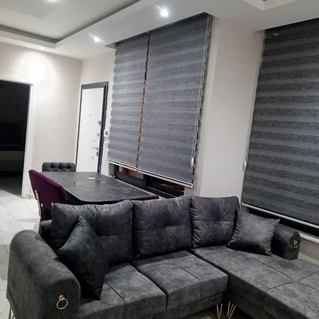 Hakan Apartment Side